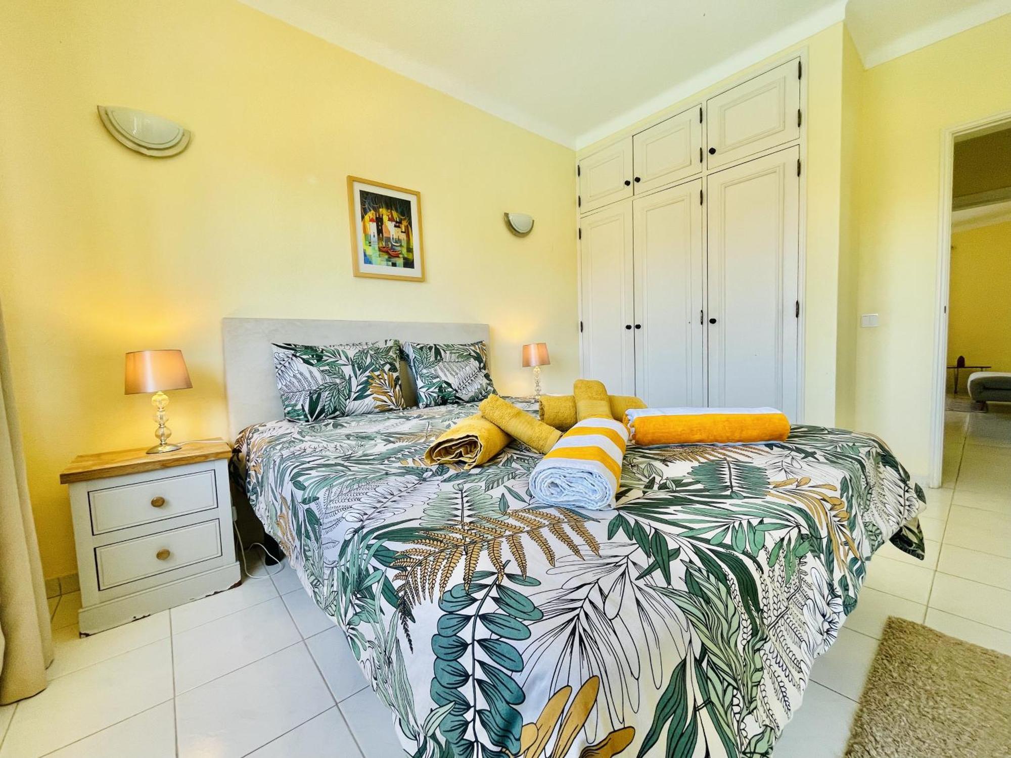 Lavanda - 2 Bedrooms - 3 Level Pool - Garden - Beach 1Km Estombar Exterior photo