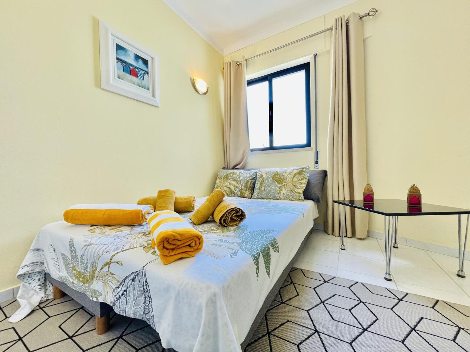 Lavanda - 2 Bedrooms - 3 Level Pool - Garden - Beach 1Km Estombar Exterior photo