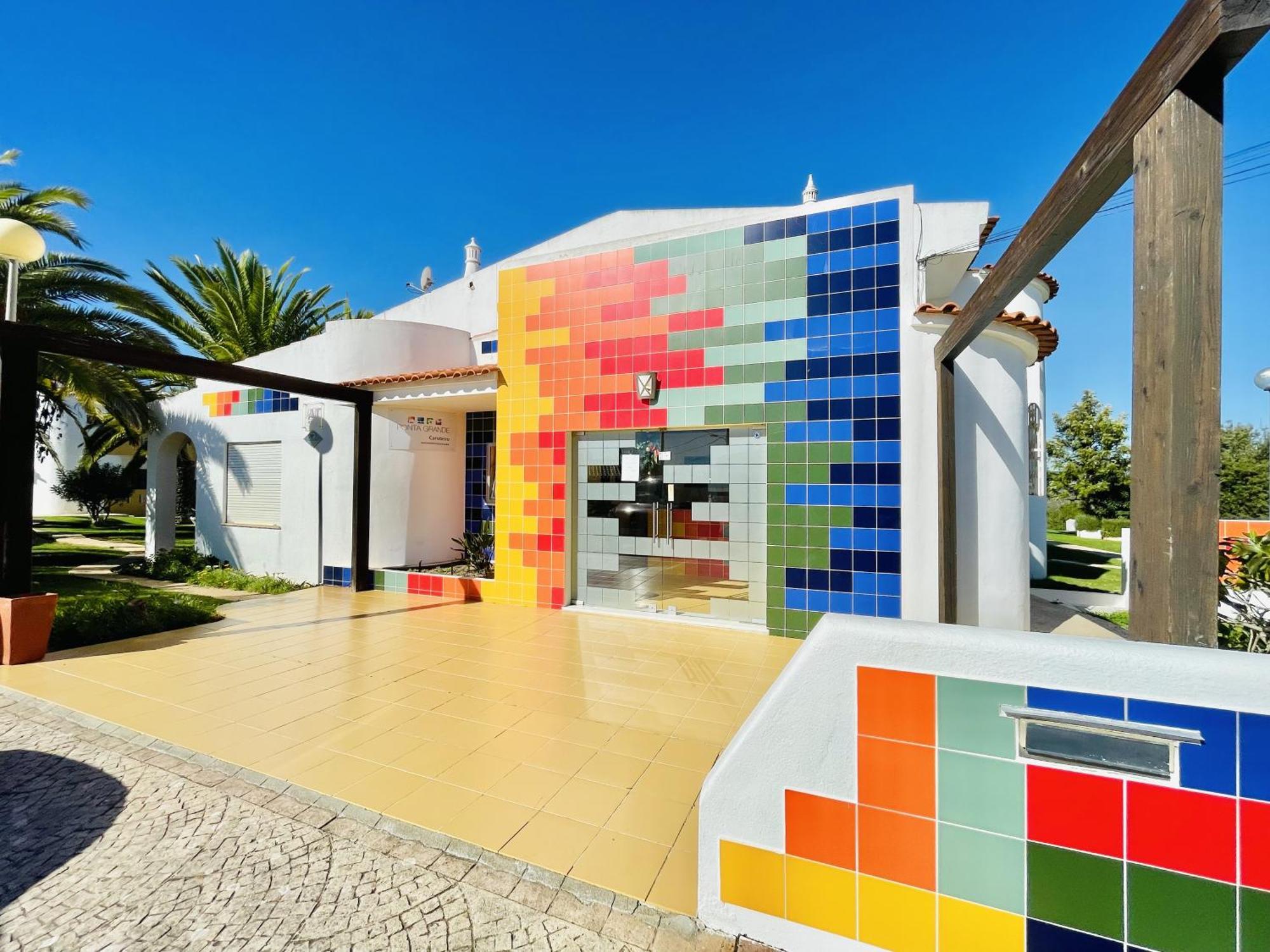 Lavanda - 2 Bedrooms - 3 Level Pool - Garden - Beach 1Km Estombar Exterior photo