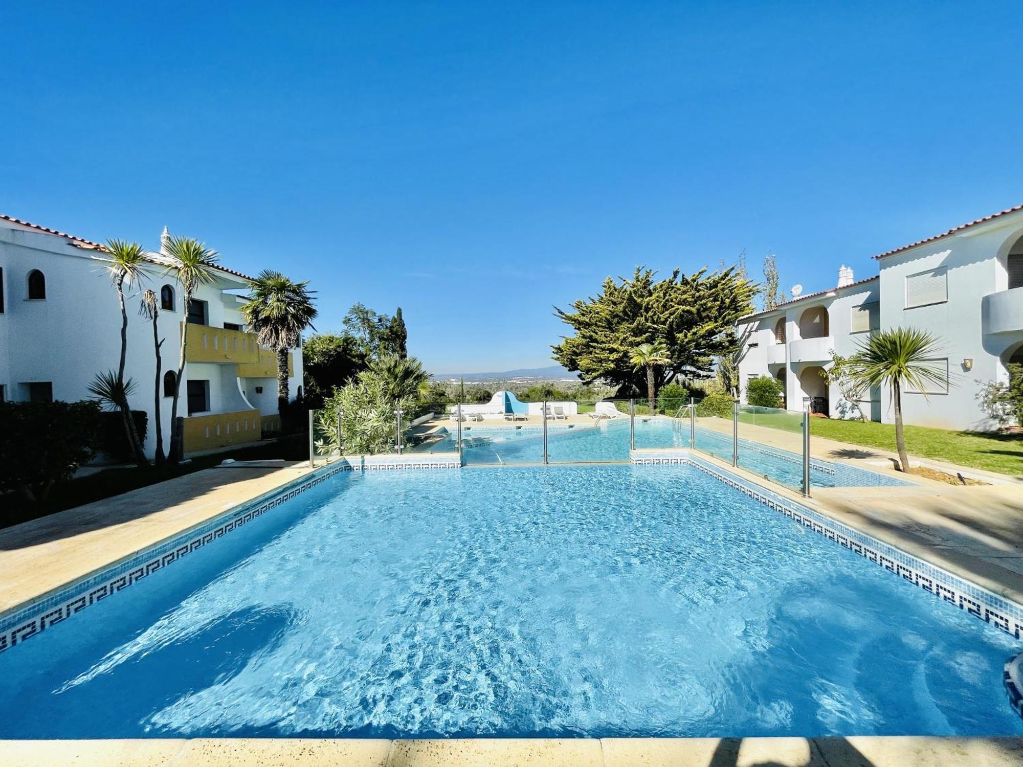 Lavanda - 2 Bedrooms - 3 Level Pool - Garden - Beach 1Km Estombar Exterior photo